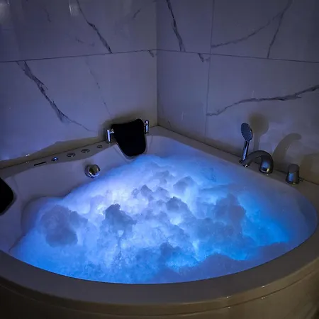 Vikendica 937 Lux & Spa, Istocno Sarajevo, Pale, Jahorina I Sarajevo Na 15km Hébergement de vacances *