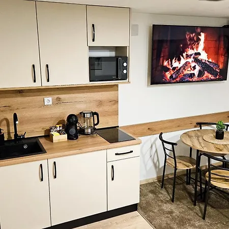 Vikendica 937 Lux & Spa, Istocno Sarajevo, Pale, Jahorina I Sarajevo Na 15km Hébergement de vacances *
